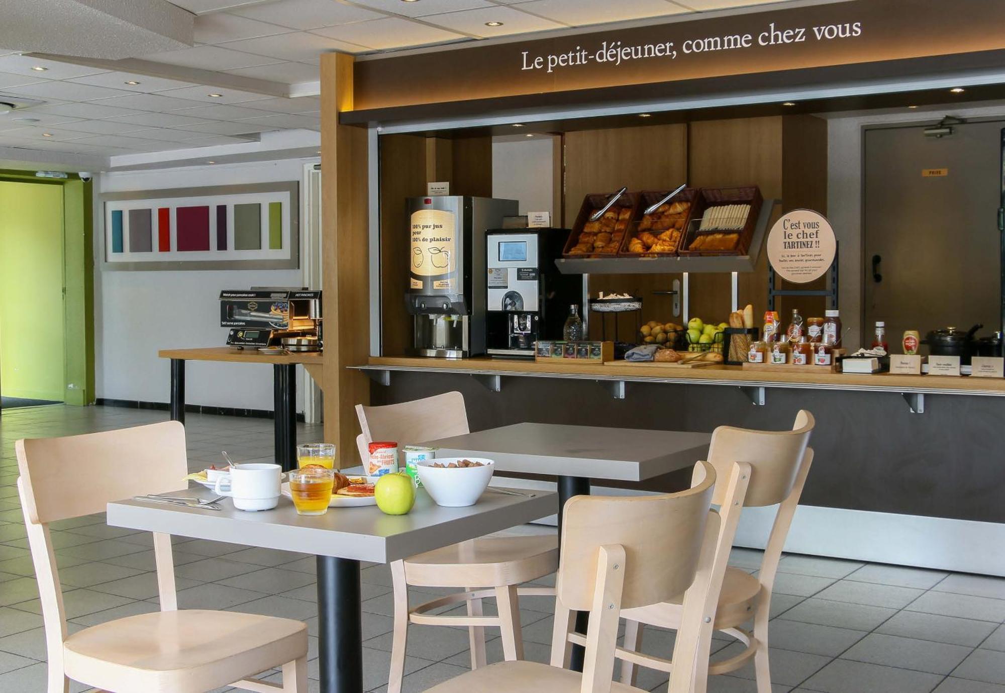 B&B Hotel Aubagne Gemenos Exterior photo