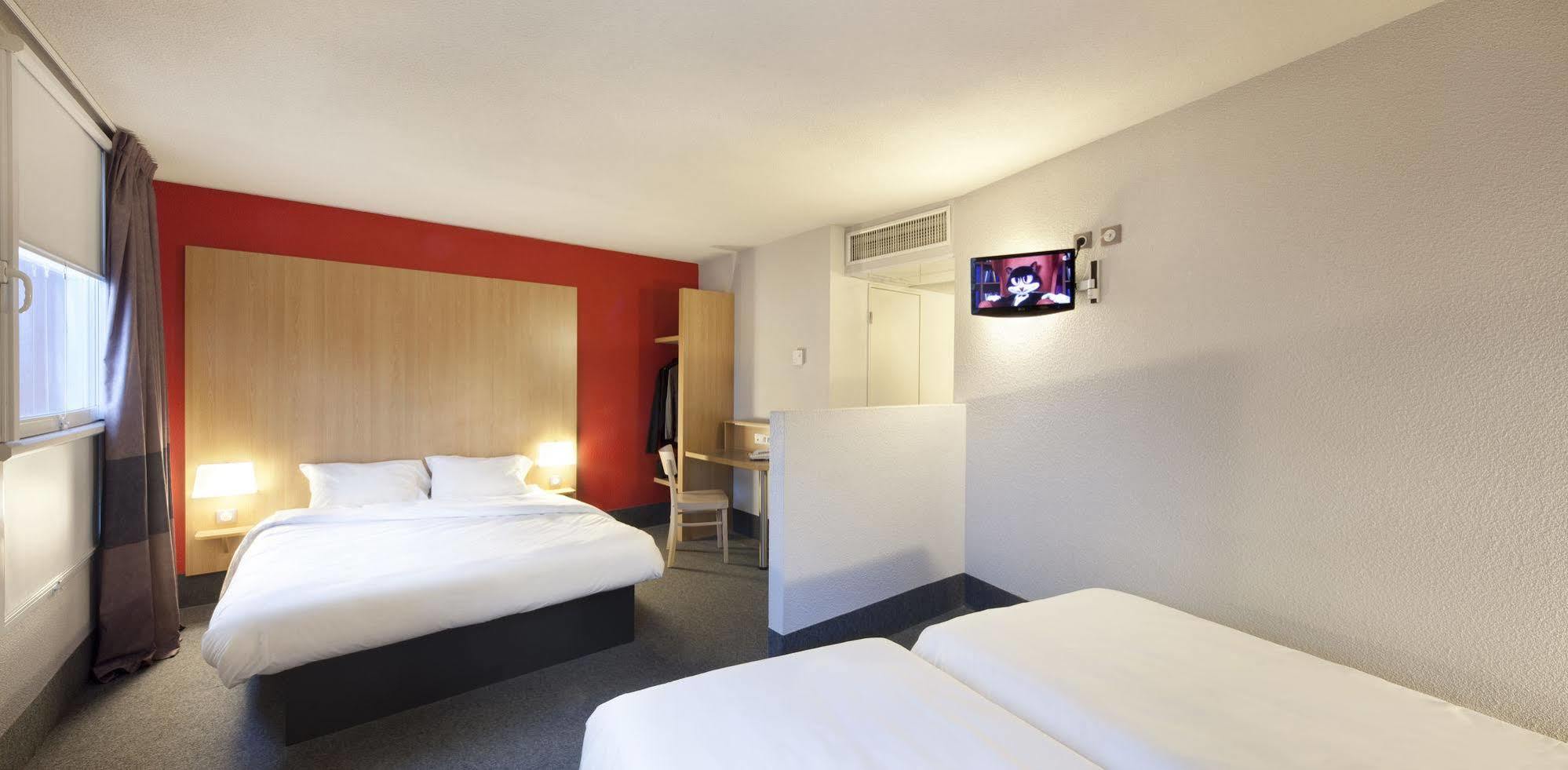 B&B Hotel Aubagne Gemenos Exterior photo